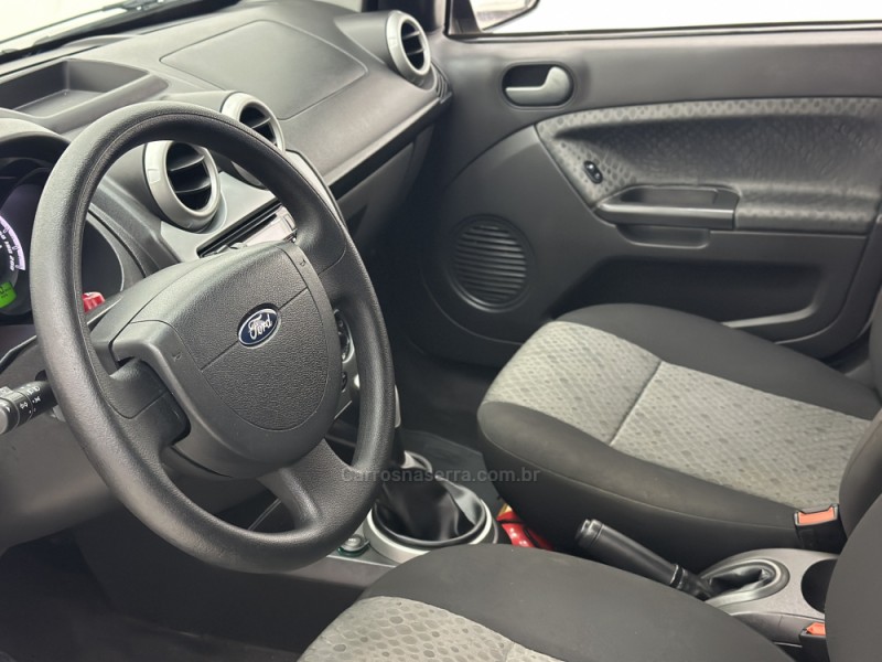 FIESTA 1.6 ROCAM SE 8V FLEX 4P MANUAL - 2014 - SANTA CRUZ DO SUL