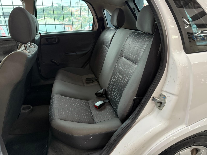 CORSA 1.4 MPFI MAXX 8V FLEX 4P MANUAL - 2012 - CAXIAS DO SUL