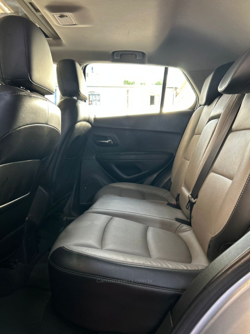 TRACKER 1.8 MPFI LTZ 4X2 16V FLEX 4P AUTOMÁTICO - 2015 - PASSO FUNDO