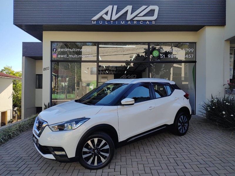 kicks 1.6 16v flex sv 4p xtronic 2020 lajeado