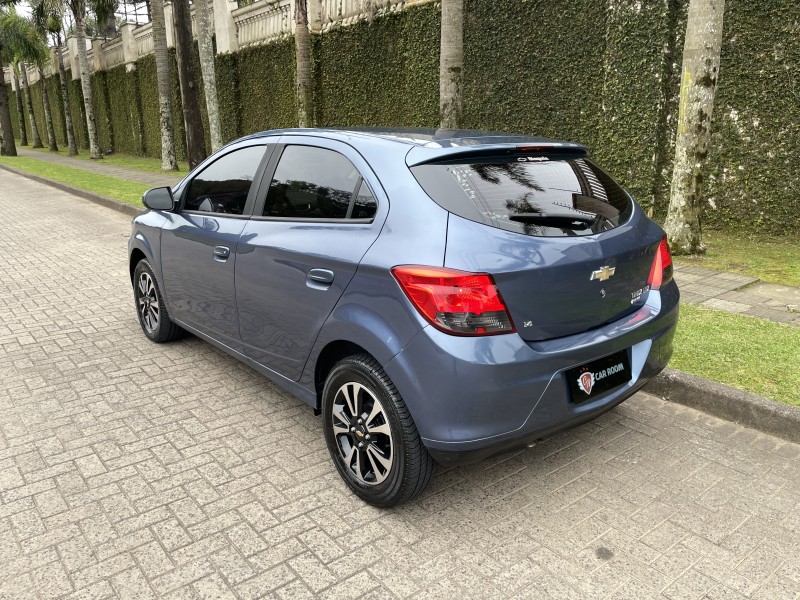 ONIX 1.4 MPFI LTZ 8V FLEX 4P AUTOMÁTICO - 2015 - CAXIAS DO SUL
