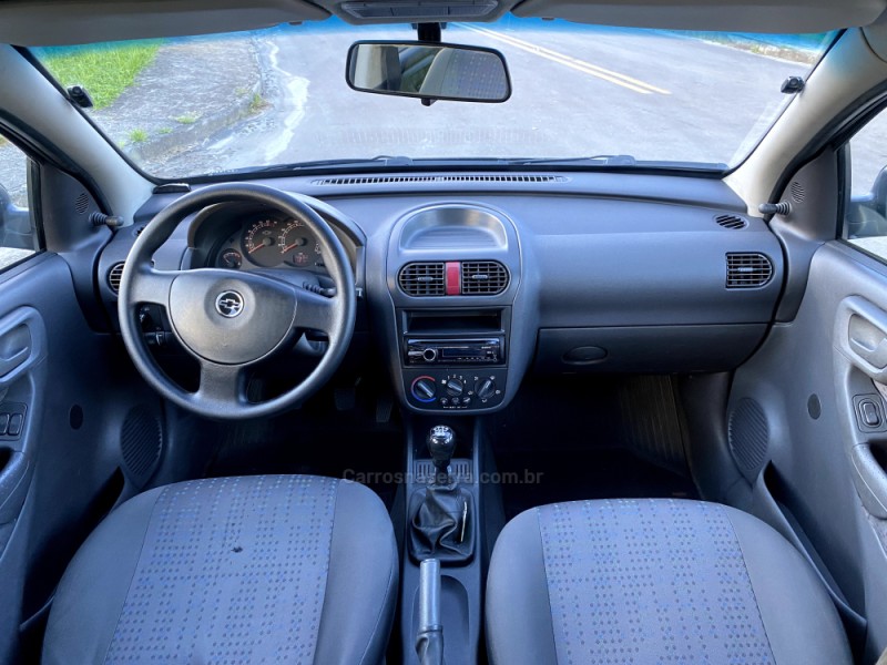 CORSA 1.4 MPFI MAXX 8V FLEX 4P MANUAL - 2011 - CAXIAS DO SUL