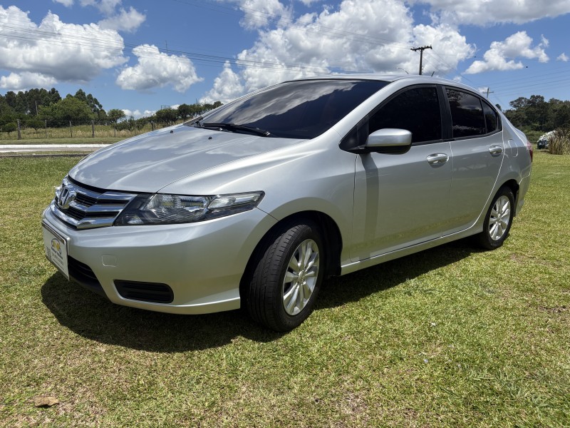 CITY 1.5 LX 16V FLEX 4P AUTOMÁTICO - 2013 - FARROUPILHA