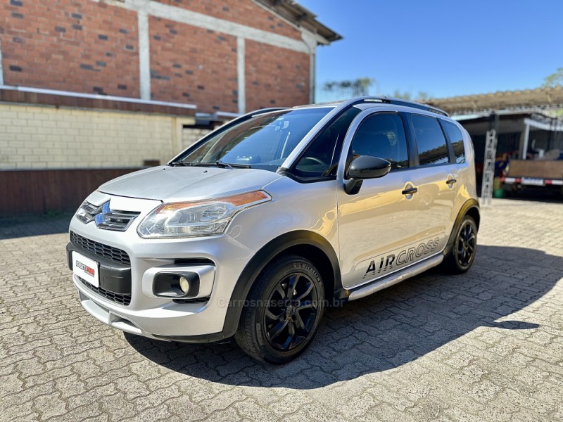 AIRCROSS 1.6 GLX 16V FLEX 4P MANUAL - 2011 - CAMPO BOM