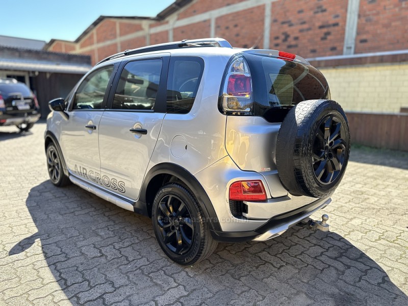 AIRCROSS 1.6 GLX 16V FLEX 4P MANUAL - 2011 - CAMPO BOM