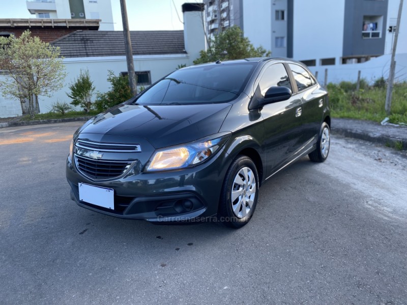 ONIX 1.4 MPFI LT 8V FLEX 4P MANUAL - 2016 - CAXIAS DO SUL