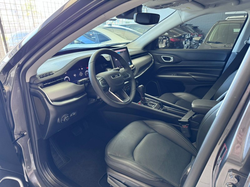 COMPASS 1.3 LONGITUDE T270 16V TURBO 4X2 FLEX 4P AUTOMÁTICO - 2025 - CAXIAS DO SUL