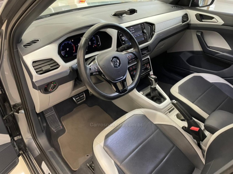 T-CROSS 1.4 HIGHLINE TSI 16V FLEX 4P AUTOMÁTICO - 2020 - VERANóPOLIS