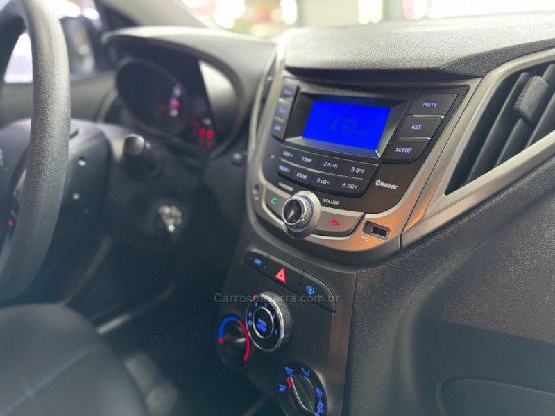 HB20 1.6 COMFORT PLUS 16V FLEX 4P MANUAL - 2014 - SãO LEOPOLDO