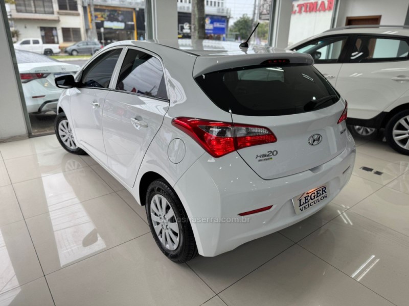HB20 1.6 COMFORT PLUS 16V FLEX 4P MANUAL - 2014 - SãO LEOPOLDO