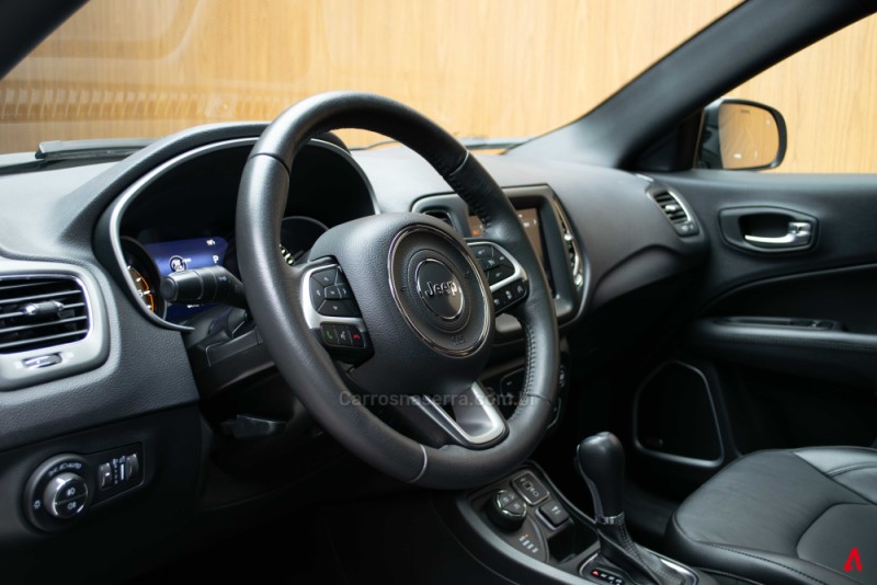 COMPASS 2.0 16V DIESEL LIMITED 4X4 AUTOMÁTICO - 2021 - GARIBALDI