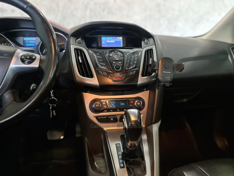 FOCUS 2.0 16V FLEX 4P AUTOMÁTICO - 2015 - CAXIAS DO SUL