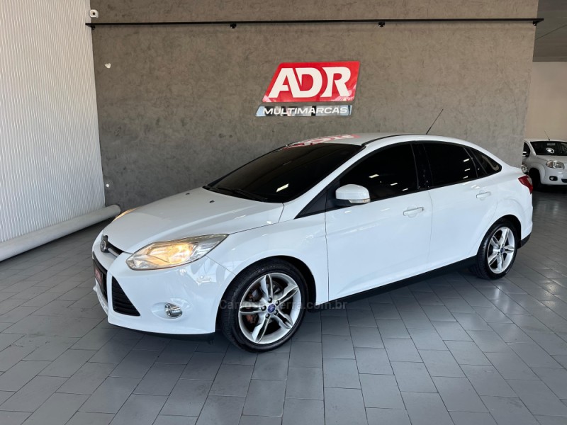 focus 2.0 16v flex 4p automatico 2015 caxias do sul