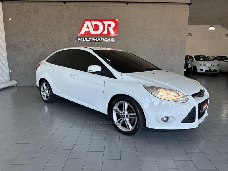 FOCUS 2.0 16V FLEX 4P AUTOMÁTICO - 2015 - CAXIAS DO SUL