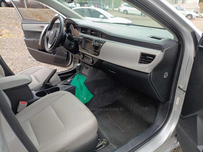 COROLLA 2.0 XEI 16V FLEX 4P AUTOMÁTICO - 2017 - IVOTI