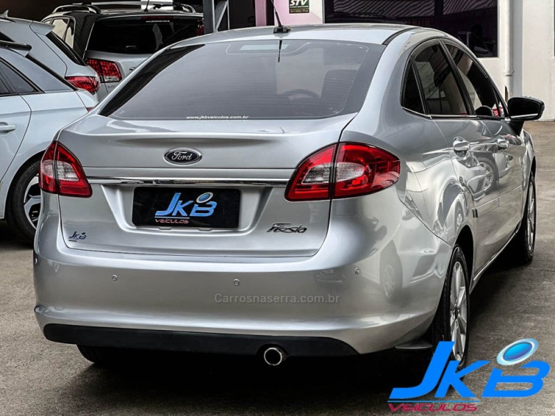 FIESTA 1.6 SE SEDAN 16V FLEX 4P MANUAL - 2011 - NOVO HAMBURGO