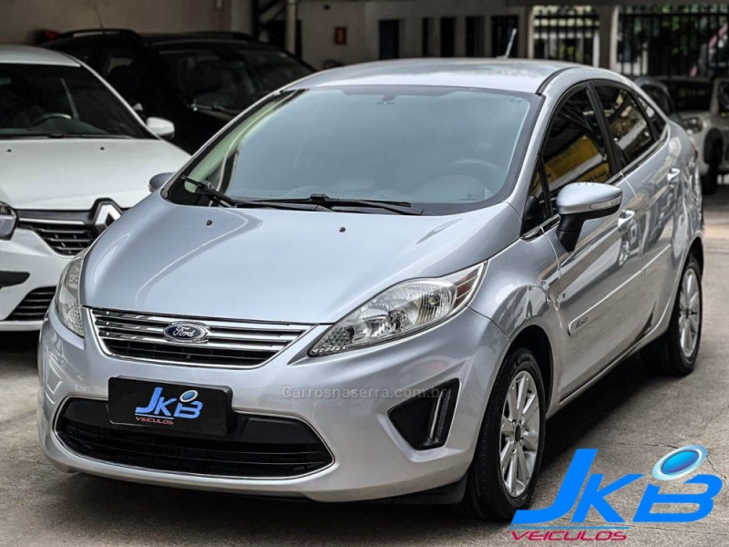 fiesta 1.6 se sedan 16v flex 4p manual 2011 novo hamburgo