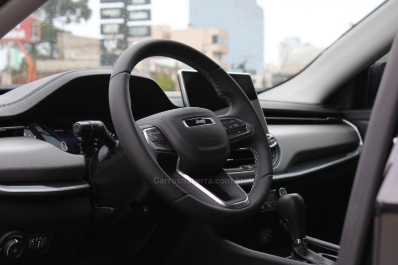 COMPASS 1.3 LONGITUDE T270 16V TURBO FLEX 4P AUTOMÁTICO - 2023 - CAXIAS DO SUL