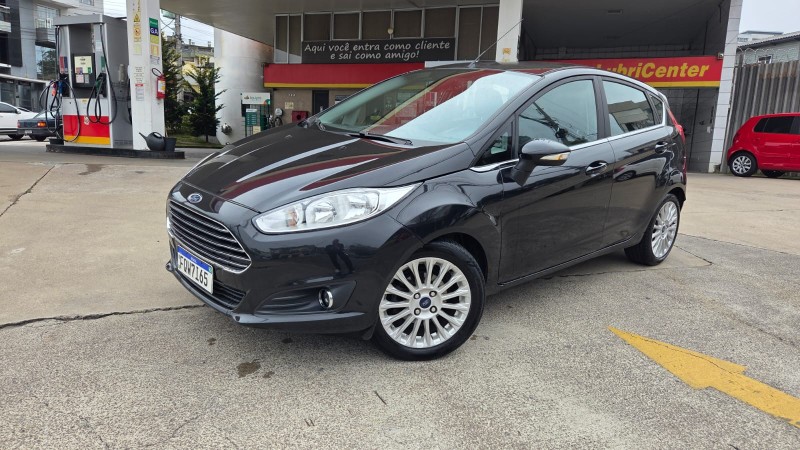 fiesta 1.6 titanium plus hatch 16v flex 4p automatico 2016 caxias do sul