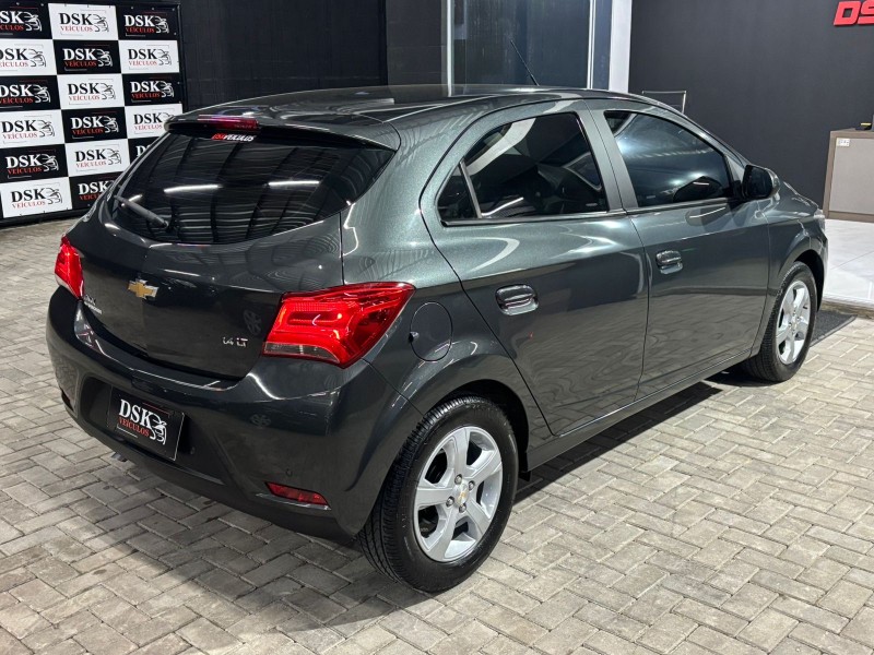 ONIX 1.4 MPFI LT 8V FLEX 4P MANUAL - 2019 - CAXIAS DO SUL