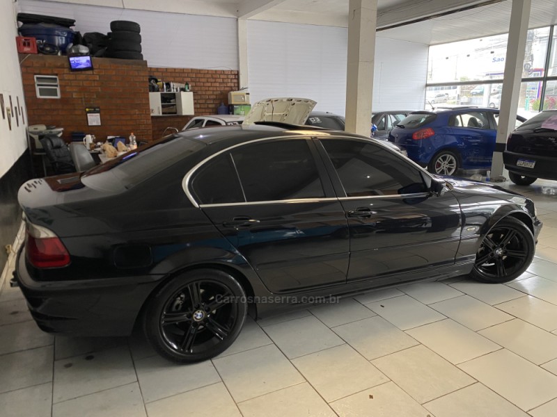 323I 2.5 TOP COMFORT SEDAN 24V GASOLINA 4P AUTOMÁTICO - 2000 - CAXIAS DO SUL