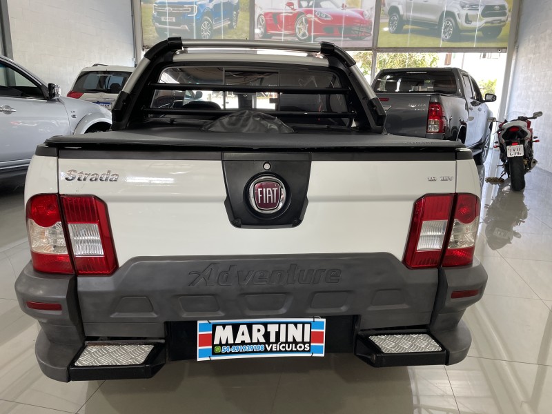 STRADA 1.8 MPI ADVENTURE CD 16V FLEX 2P MANUAL - 2013 - CAXIAS DO SUL