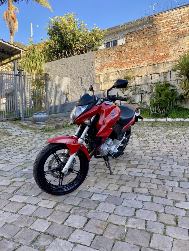 CB 300R 