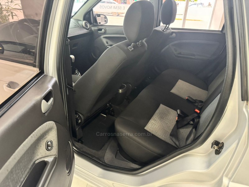 FIESTA 1.6 ROCAM SE SEDAN 8V FLEX 4P MANUAL - 2014 - SALVADOR DO SUL