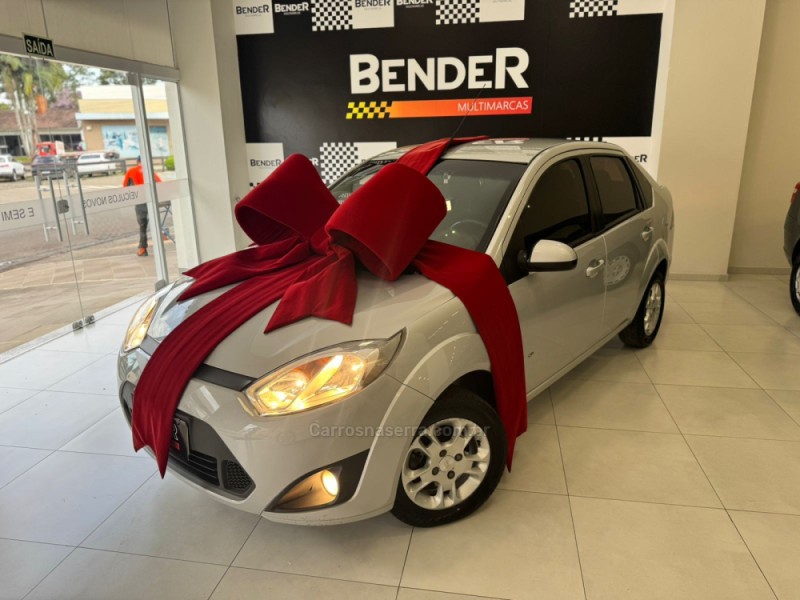 FIESTA 1.6 ROCAM SE SEDAN 8V FLEX 4P MANUAL