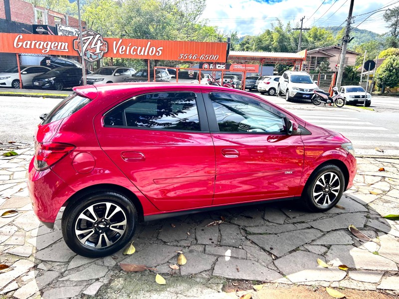 ONIX 1.4 MPFI LTZ 8V FLEX 4P MANUAL - 2013 - TRêS COROAS