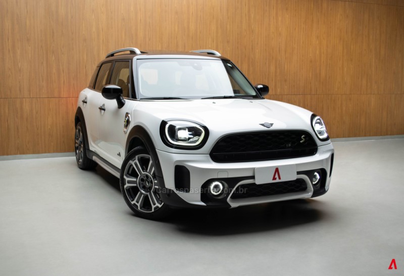 COUNTRYMAN 1.5 S E ALL4 TOP 4X4 224CV TURBO HÍBRIDO 4P AUTOMÁTICO - 2024 - GARIBALDI