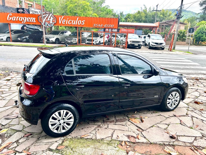 GOL 1.6 MI 8V FLEX 4P MANUAL G.V - 2009 - TRêS COROAS
