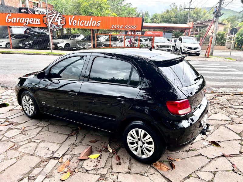 GOL 1.6 MI 8V FLEX 4P MANUAL G.V - 2009 - TRêS COROAS