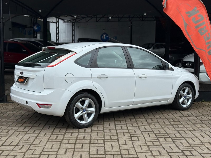 FOCUS 1.6 GLX 8V FLEX 4P MANUAL - 2013 - LAGOA VERMELHA
