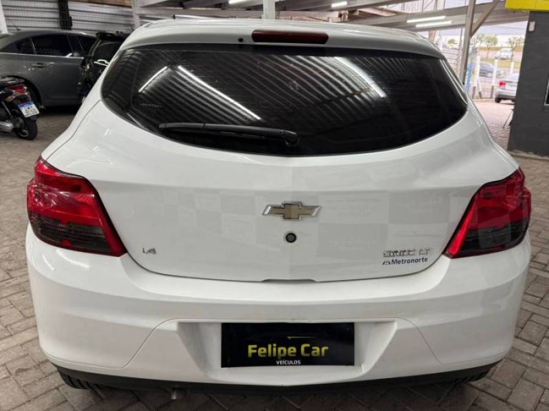ONIX 1.4 MPFI LT 8V FLEX 4P MANUAL - 2013 - CAXIAS DO SUL