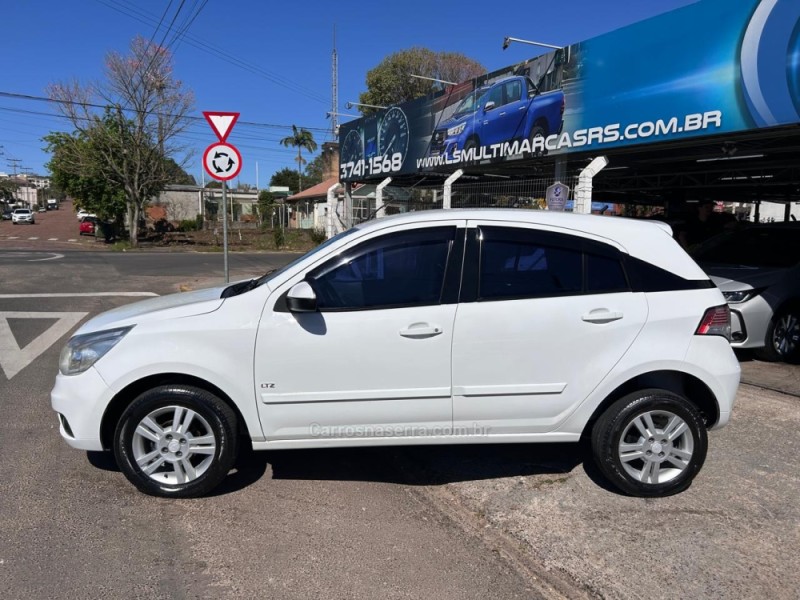 AGILE 1.4 MPFI LTZ 8V FLEX 4P MANUAL - 2011 - VENâNCIO AIRES