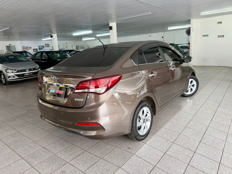 HB20S 1.6 PREMIUM 16V FLEX 4P AUTOMÁTICO - 2017 - NOVO HAMBURGO