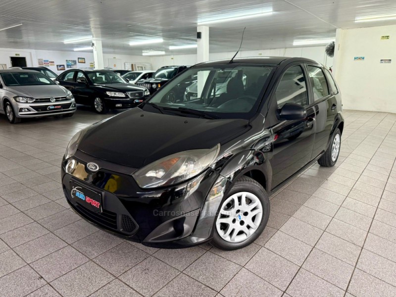 FIESTA 1.0 MPI 8V GASOLINA 4P MANUAL