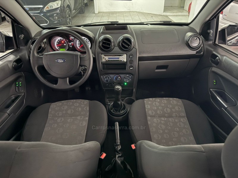 FIESTA 1.0 MPI 8V GASOLINA 4P MANUAL - 2013 - NOVO HAMBURGO