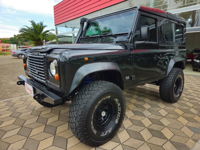 DEFENDER 2.5 90 CSW 4X4 TURBO INTERCOOLER DIESEL 2P MANUAL - 1998 - BOM PRINCíPIO