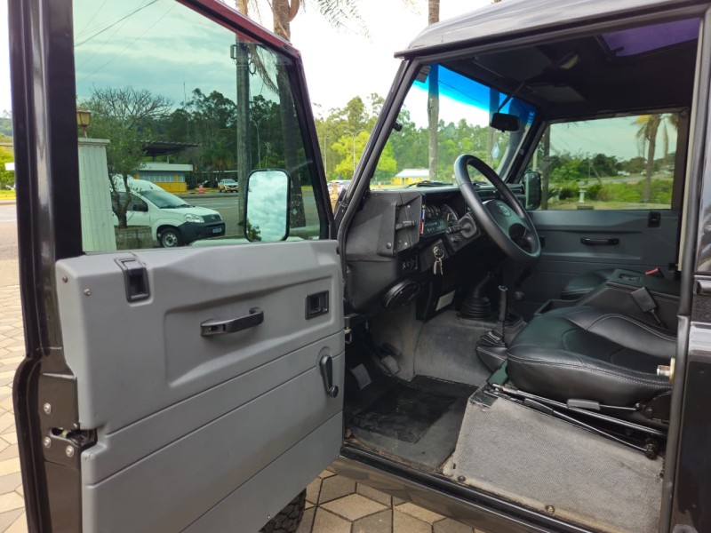 DEFENDER 2.5 90 CSW 4X4 TURBO INTERCOOLER DIESEL 2P MANUAL - 1998 - BOM PRINCíPIO
