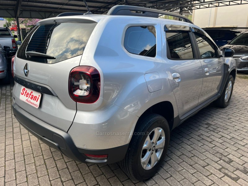 DUSTER 1.6 INTENSE 16V FLEX 4P MANUAL - 2024 - FELIZ