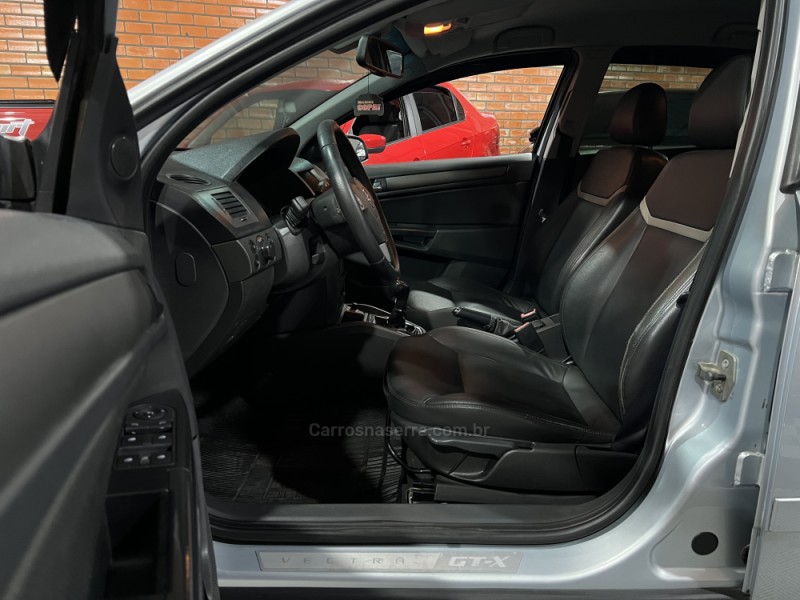 VECTRA 2.0 MPFI GT-X HATCH 8V FLEX 4P MANUAL - 2011 - BENTO GONçALVES