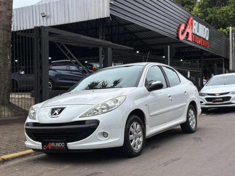 207 1.4 SEDAN XR PASSION 8V FLEX 4P MANUAL - 2010 - PAROBé