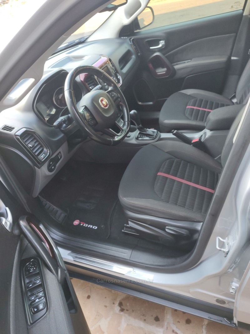 TORO 1.8 16V FLEX OPENING EDITION AUTOMÁTICO - 2017 - TRêS COROAS