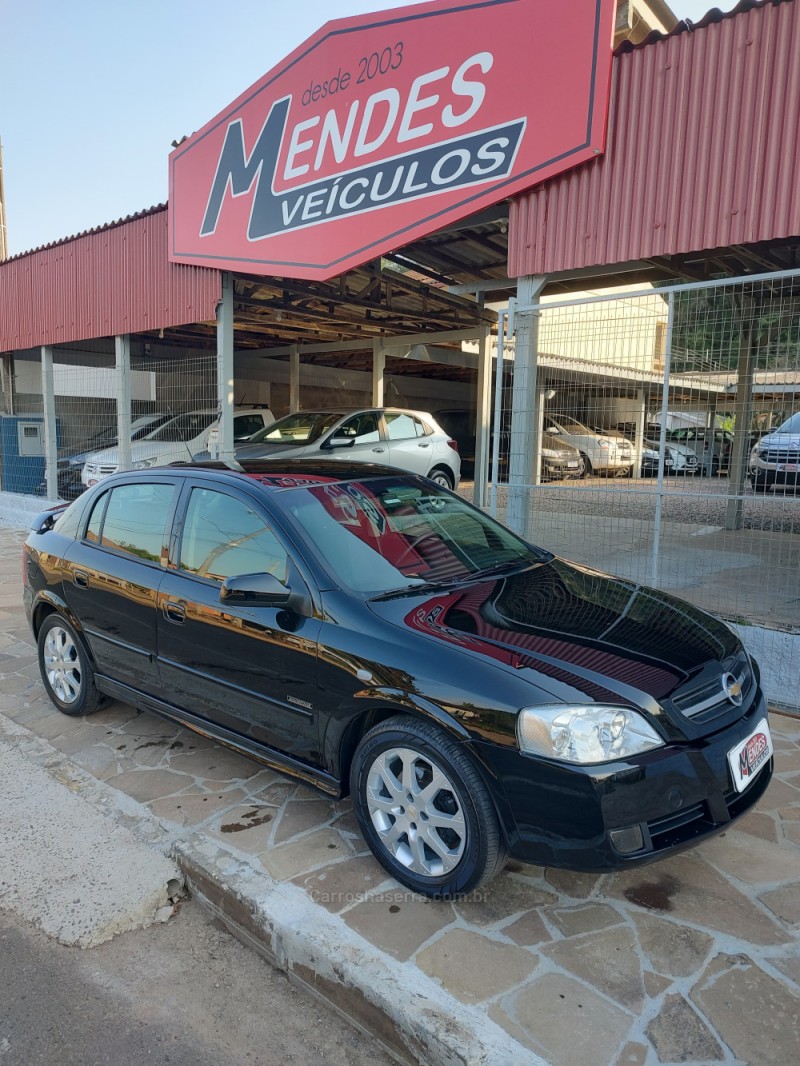 ASTRA 2.0 MPFI ADVANTAGE 8V FLEX 4P MANUAL - 2009 - TRêS COROAS