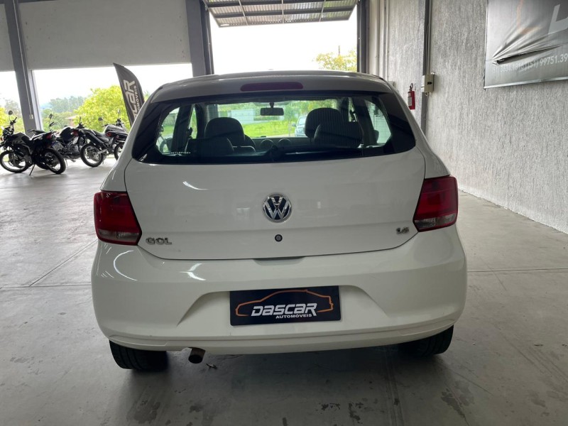 GOL 1.6 MI CITY 8V FLEX 4P MANUAL - 2014 - BOM PRINCíPIO
