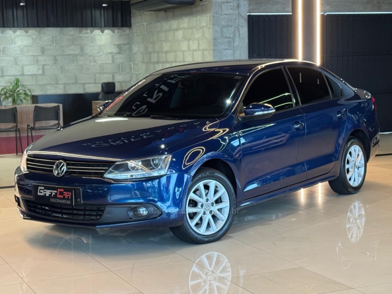 JETTA 2.0 COMFORTLINE FLEX 4P TIPTRONIC - 2012 - DOIS IRMãOS