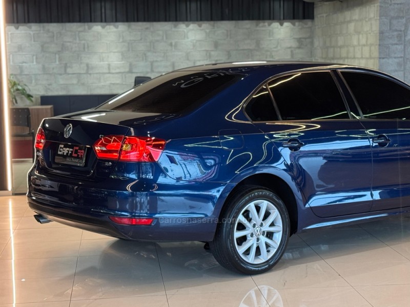 JETTA 2.0 COMFORTLINE FLEX 4P TIPTRONIC - 2012 - DOIS IRMãOS
