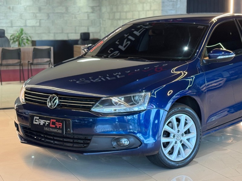 JETTA 2.0 COMFORTLINE FLEX 4P TIPTRONIC - 2012 - DOIS IRMãOS
